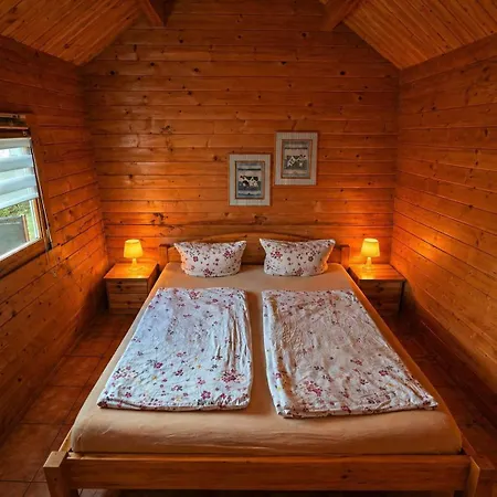 Eichberg Ferienhaeuser Holiday home Furstenberg-Havel