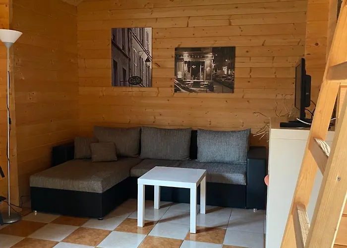 Eichberg Ferienhaeuser 度假居 *