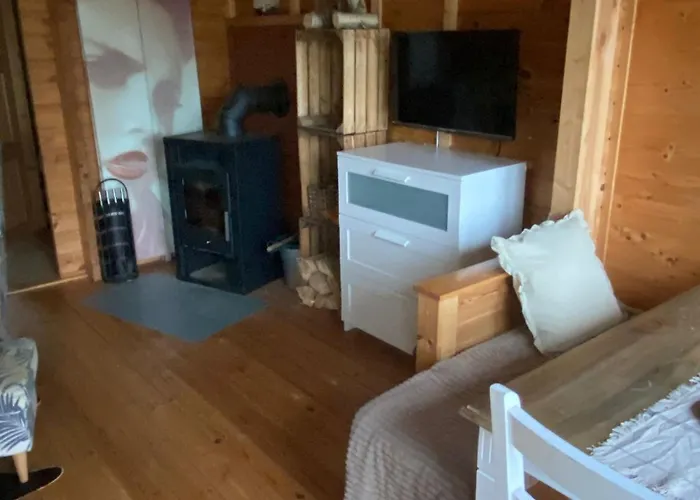 Eichberg Ferienhaeuser 度假居 *