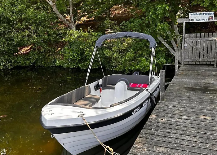 Eichberg Ferienhaeuser * Fürstenberg-Havel